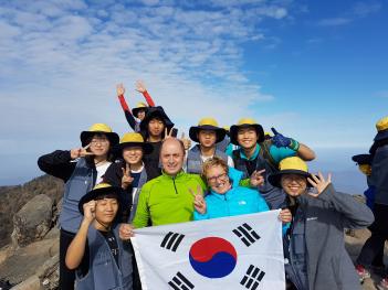 [��] 1�г� 2017 ������ ����Ʒ� ÷���̹���