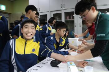 [��,��]�ǰ����� ÷���̹���