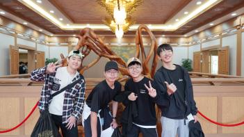 [��] 2023 �������б� 3�г� �ʿͳ� ķ�� ÷���̹���